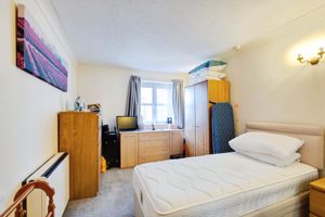 BEDROOM- click for photo gallery